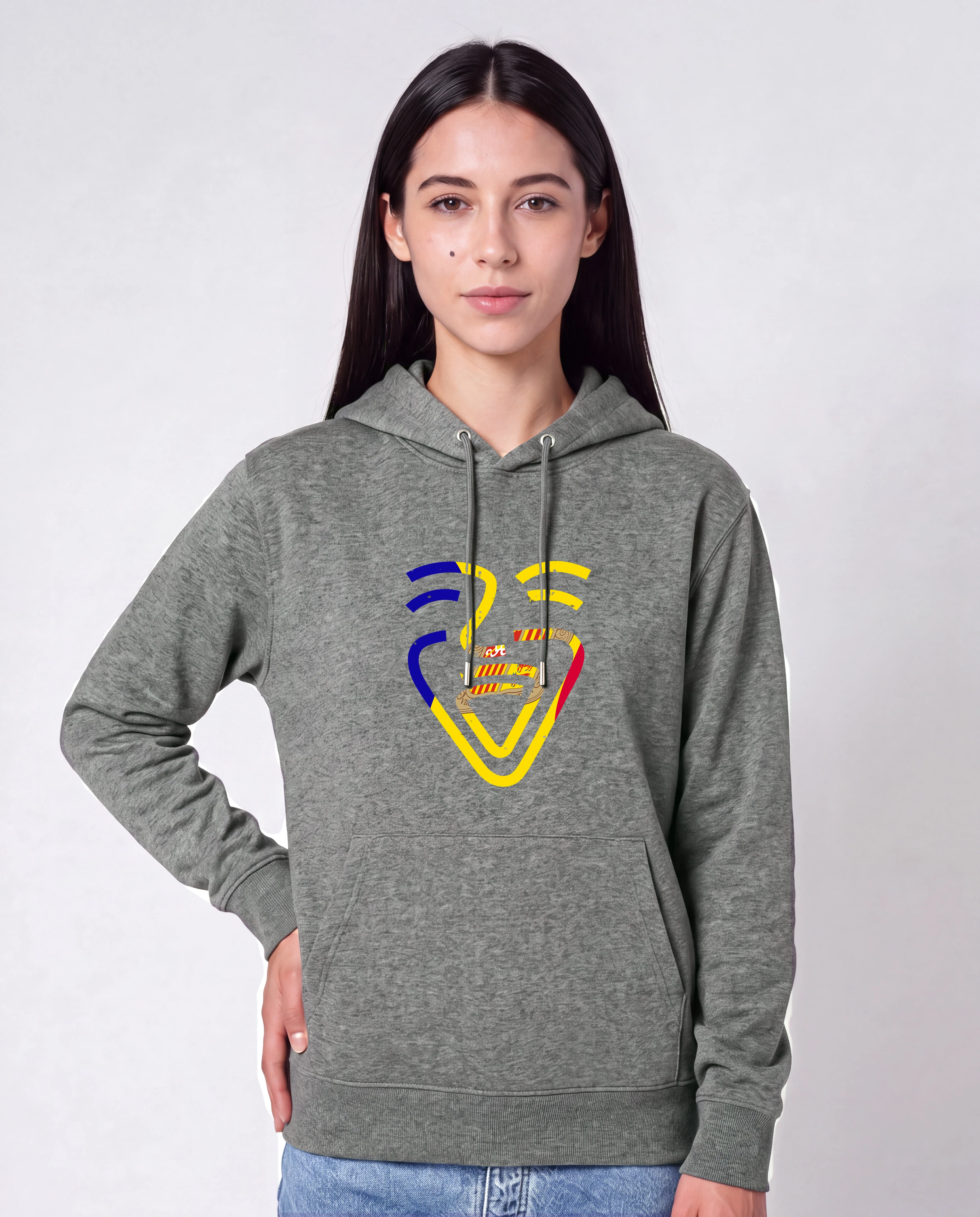 Andorra Hoodie in Mid Heather Grey, Model Frau, Hand an der Hüfte