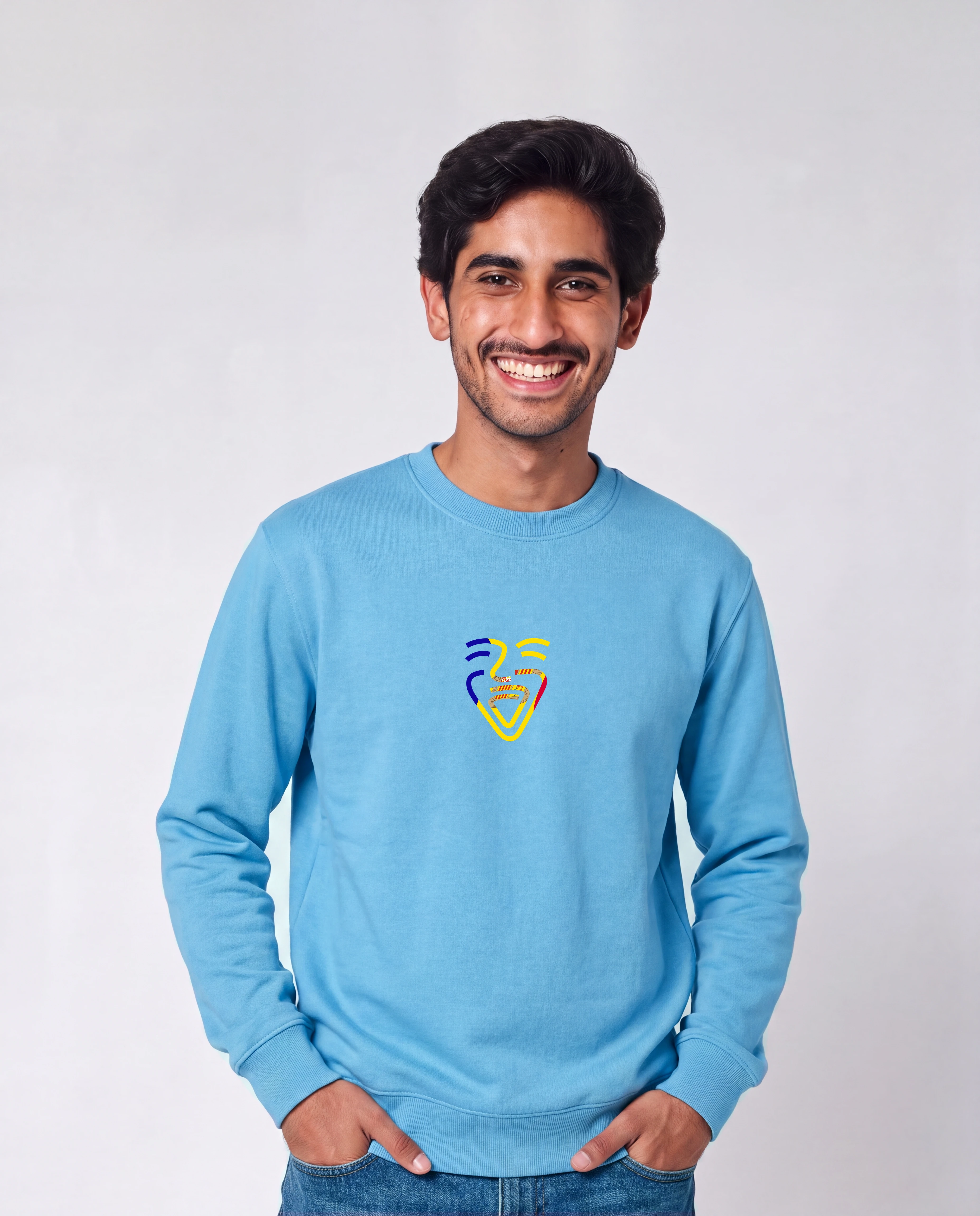 Andorra Sweater in Aqua Blue, Model Mann, Hände in den Taschen